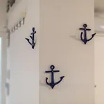 Galerius Pihenohaz By Bltn *