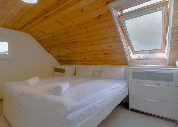 Galerius Pihenohaz By Bltn * Siófok