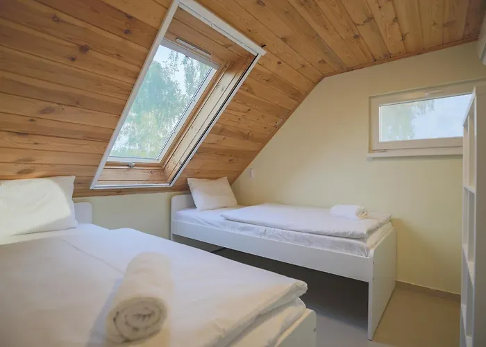 Galerius Pihenohaz By Bltn Siófok